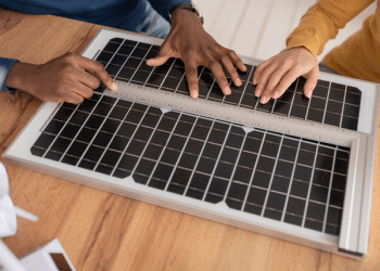 How Do Solar Panels Work With Your Electric Bill